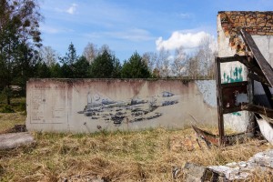 wandmalerei - geisterstadt vogelsang - verlassene russische kase