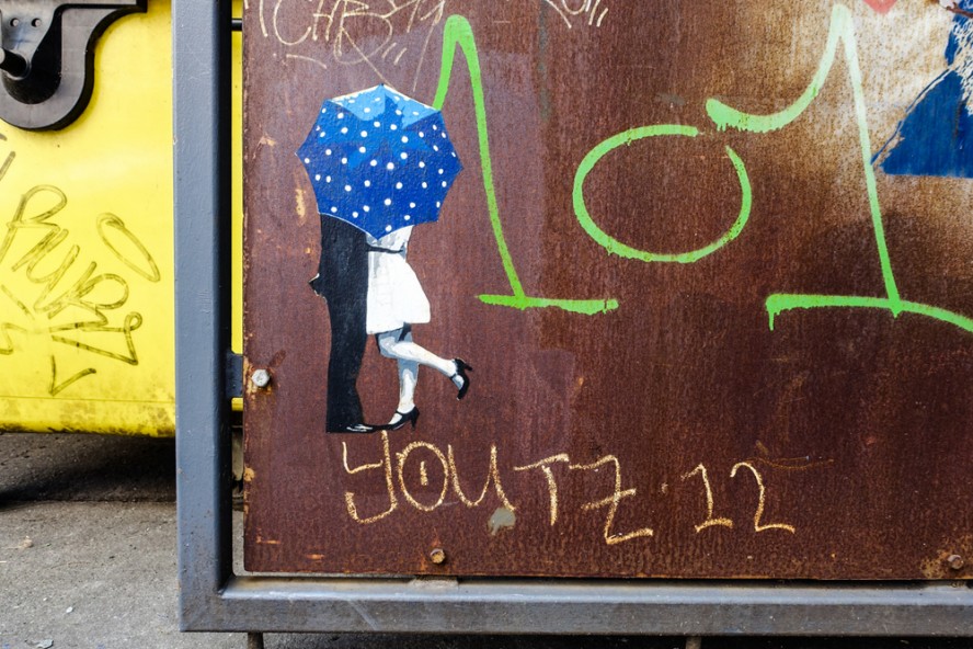 paste up - kastanien allee . berlin