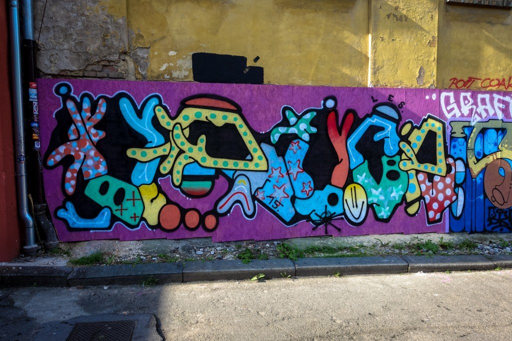 graffiti - prag, husitská - storm club