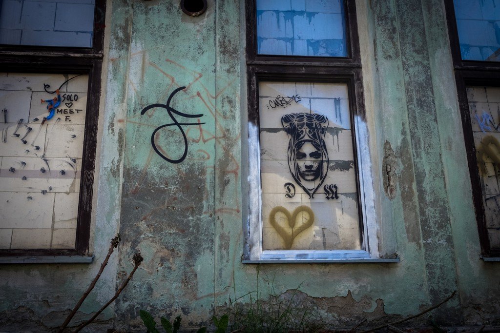 stencil - flaviosolo / dam - prag, meetfactory