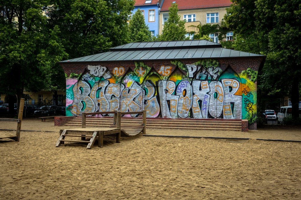 graffiti - backe, roxor - berlin, prenzlauer berg