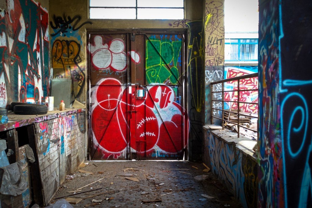 graffiti - gee - prague, trafačka