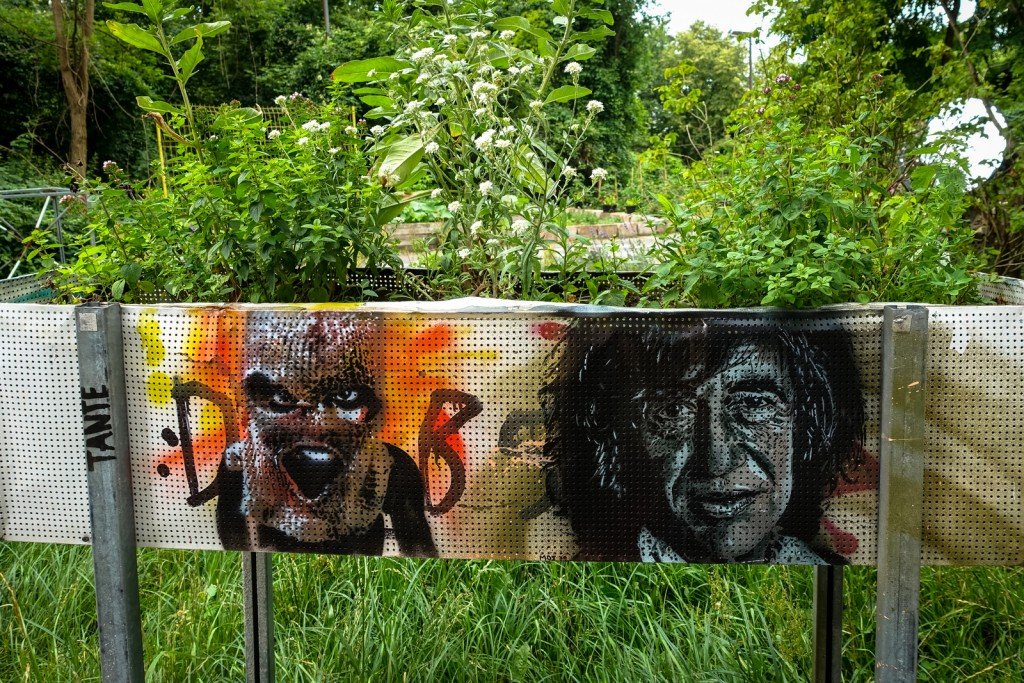 stencil - tante & moe - berlin, teufelsberg