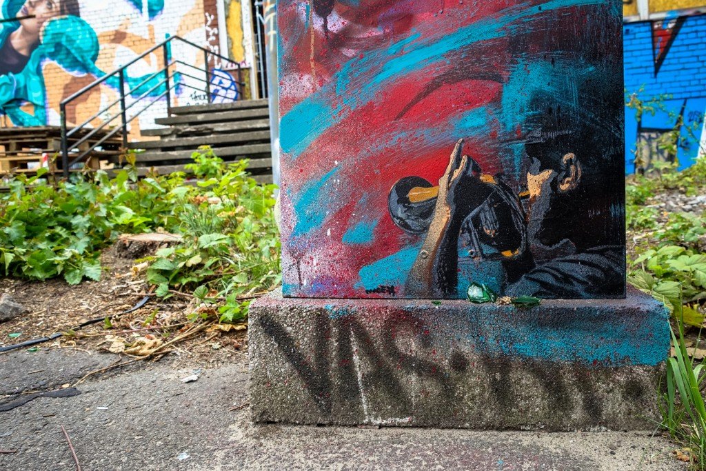 stencil - moe - berlin, teufelsberg