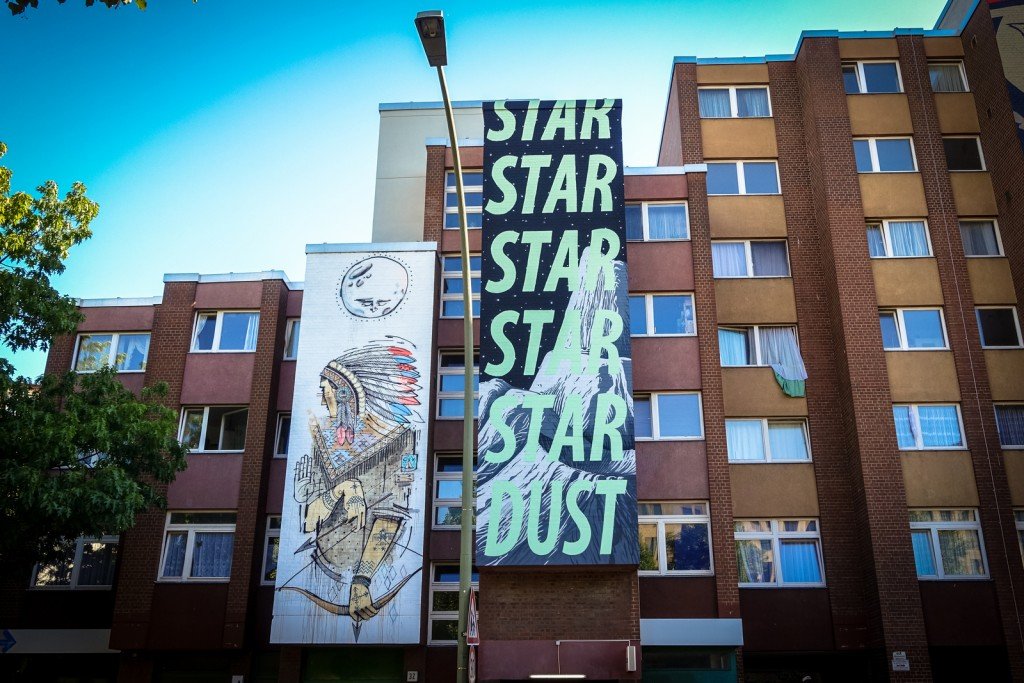 mural - word to mother & cyrcle - berlin, bülowstrasse - "urban nation"