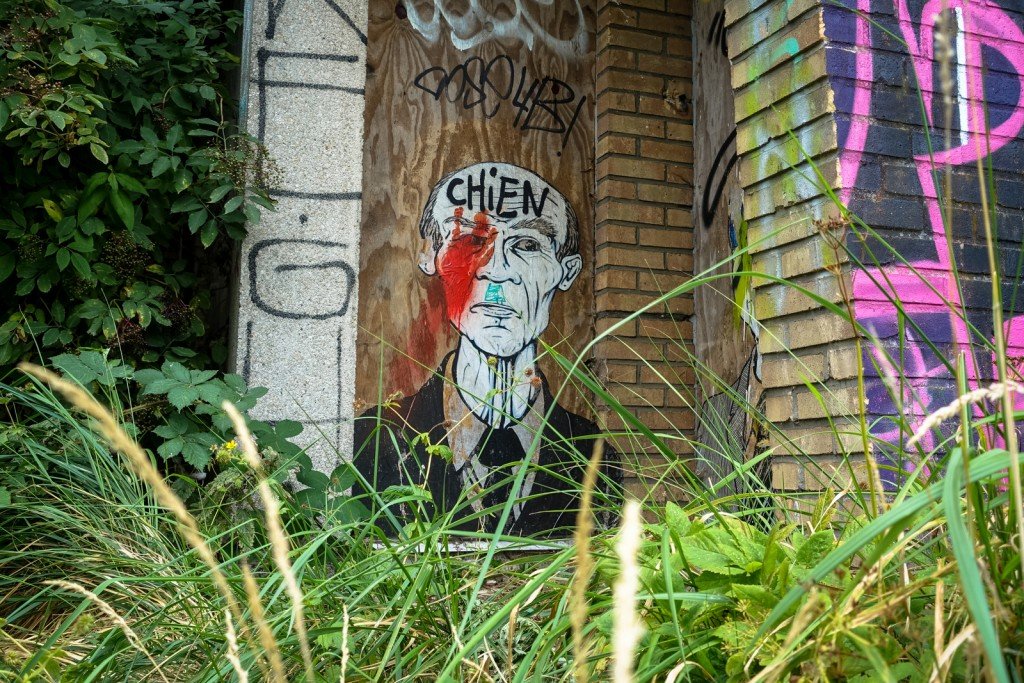 urban art - ghostvillage doel, belgium