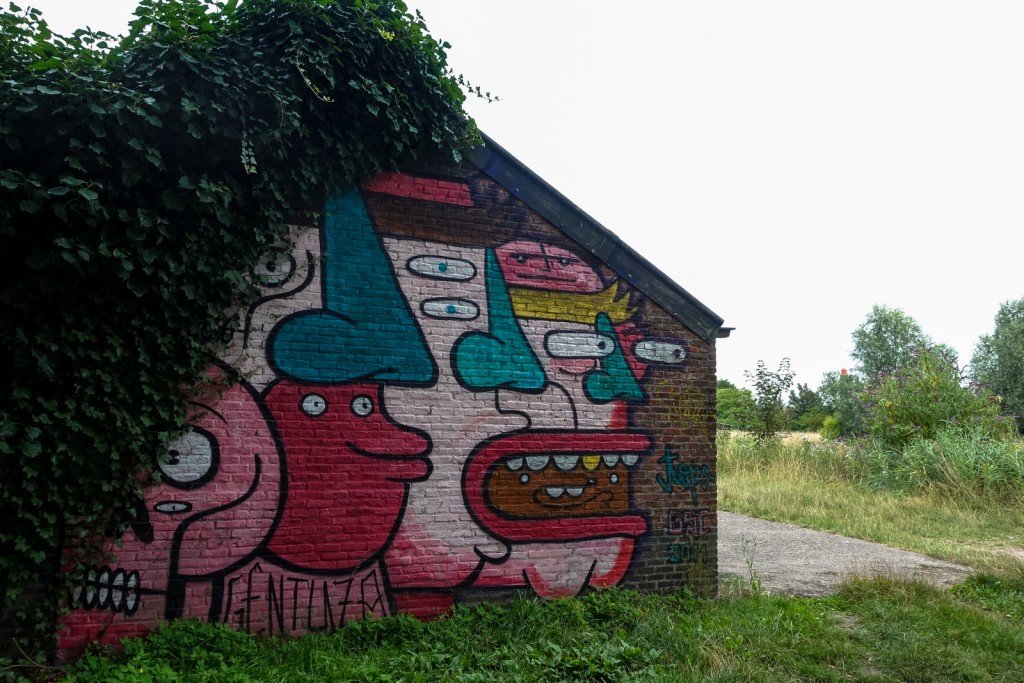 urban art - topo - ghostvillage doel, belgium