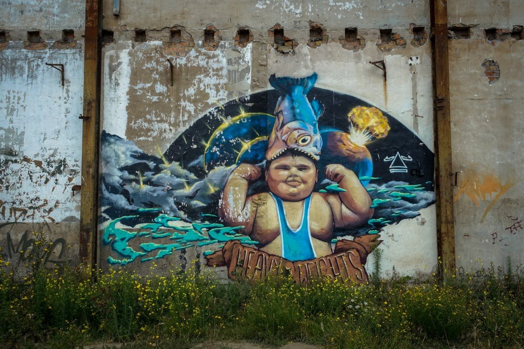 graffiti - lazer (heavy weights) - belgium, ostend, "just writing my name"