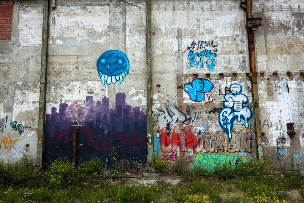 graffiti - belgium, ostend, "just writing my name"