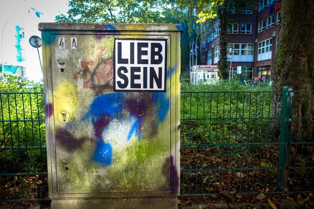 paste up - lieb sein - hamburg