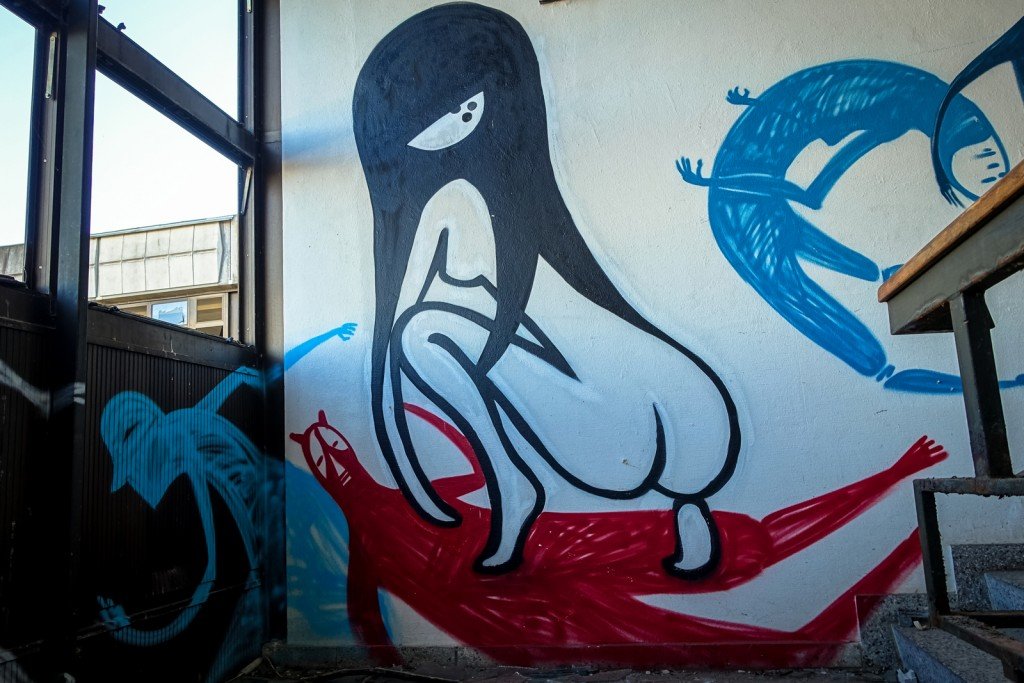 streetart urbex - nineta - ehemaliges sporthotel, sportforum, berlin