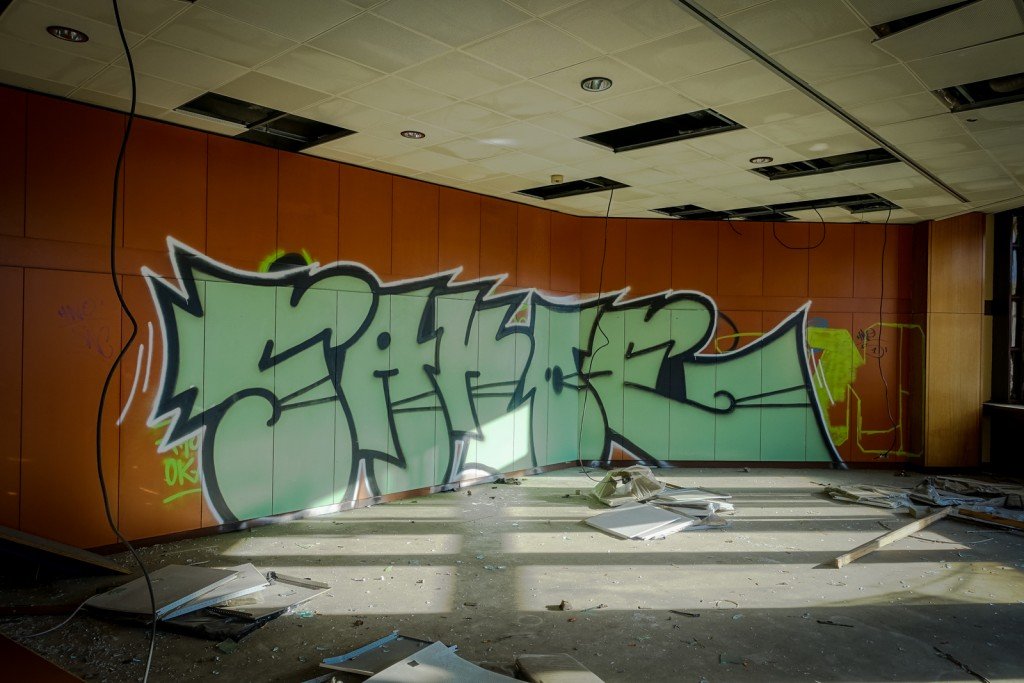 graffiti urbex - sakoe - ehemaliges sporthotel, sportforum, berlin
