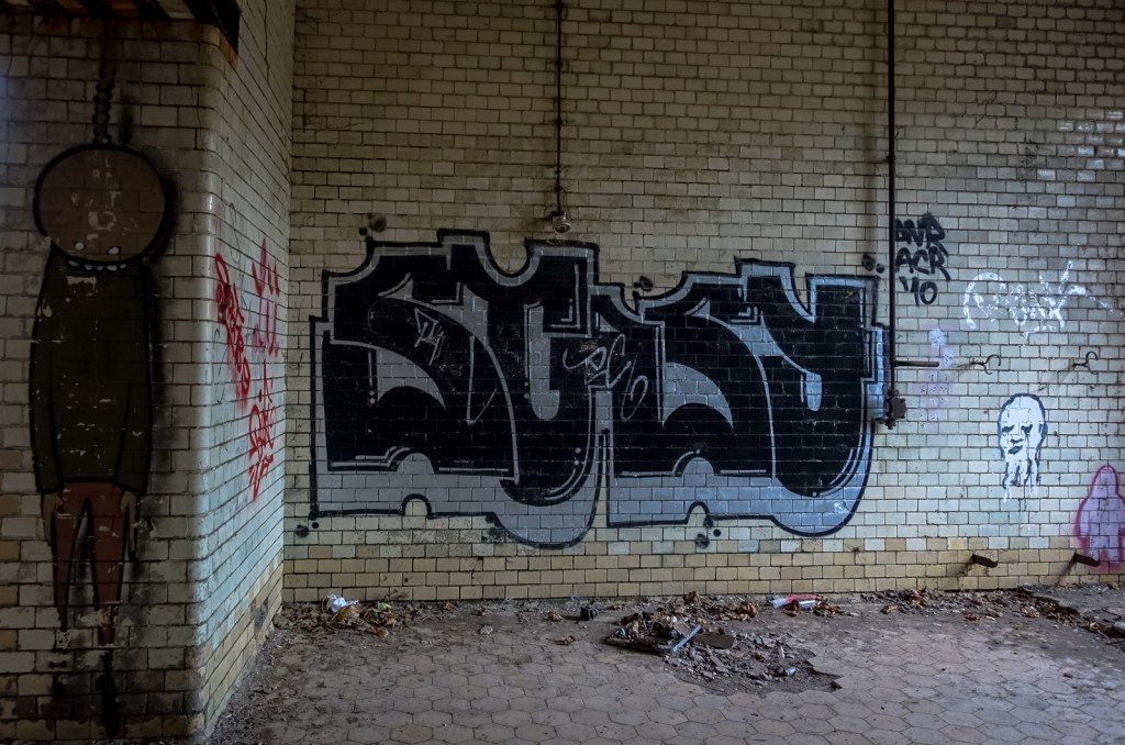 graffiti - stasy - beelitzer heilstätten, dez 2015
