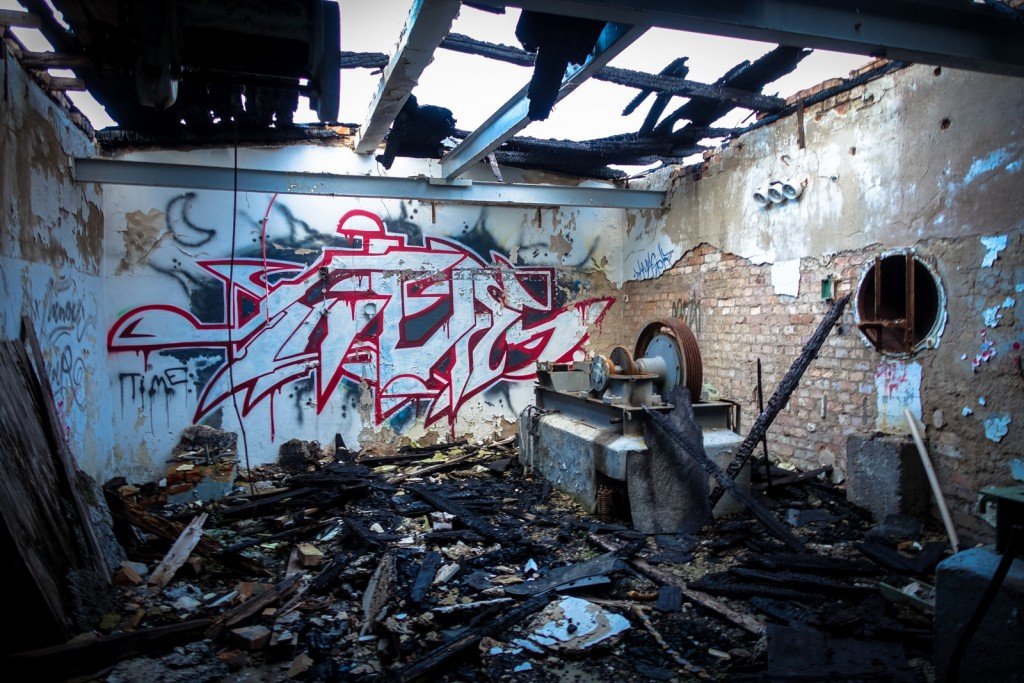 urbex graffiti - time - slaughterhouse, halle/saale