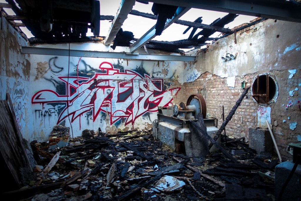 urbex graffiti - time - schlachthof, halle/saale