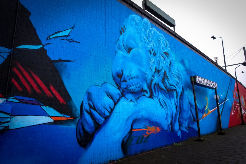 graffiti - cazn - antwerpen/berchem station