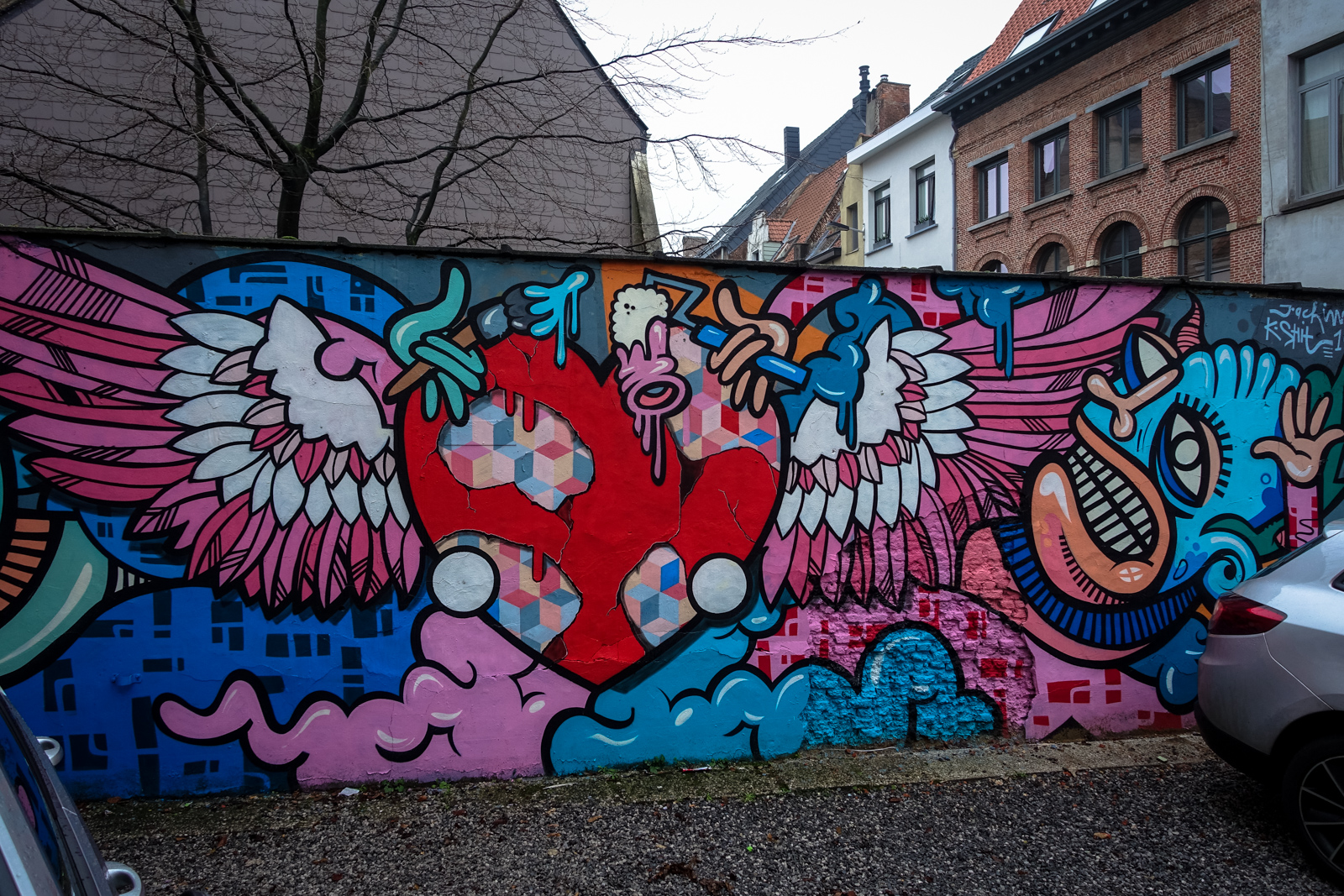 street art in the heart of antwerp | URBANPRESENTS