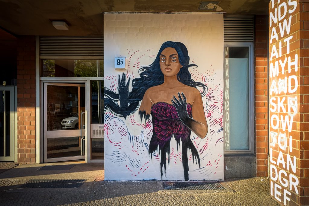 urban art - shawnee hill - bülowstrasse, berlin