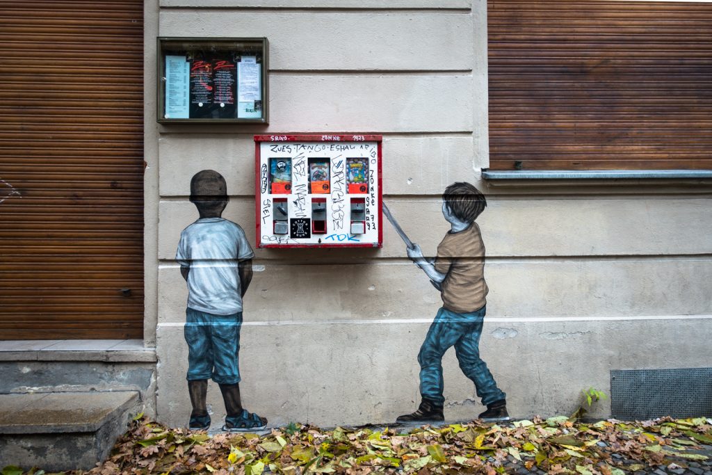 paste up - levalet - bergstrasse, berlin