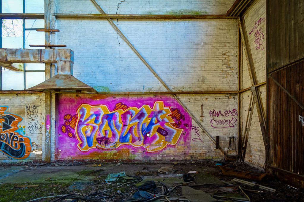 urbexart - graffiti - kowa - air field rangsdorf