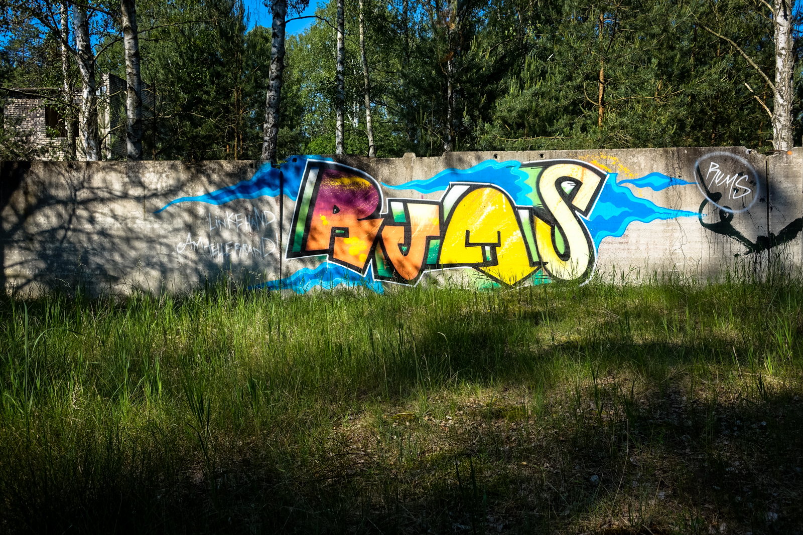 urbex graffiti - rums - ghostcity vogelsang