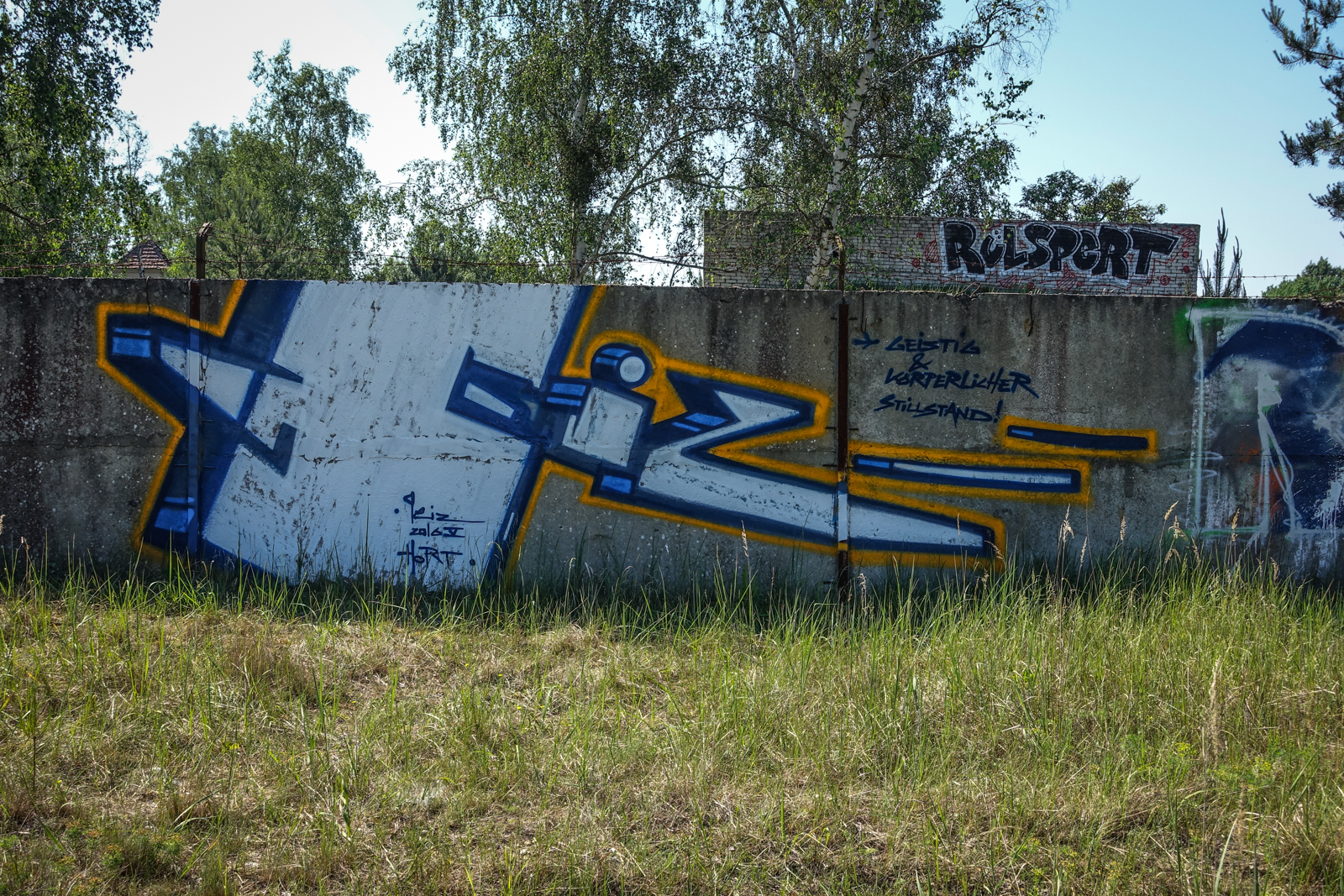 urbex graffiti - geiz - ghostcity vogelsang