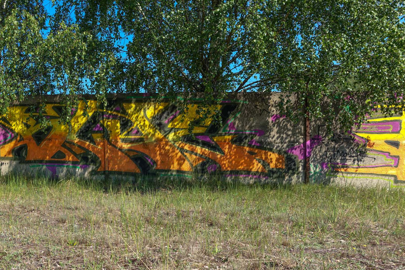 urbex graffiti - ghostcity vogelsang