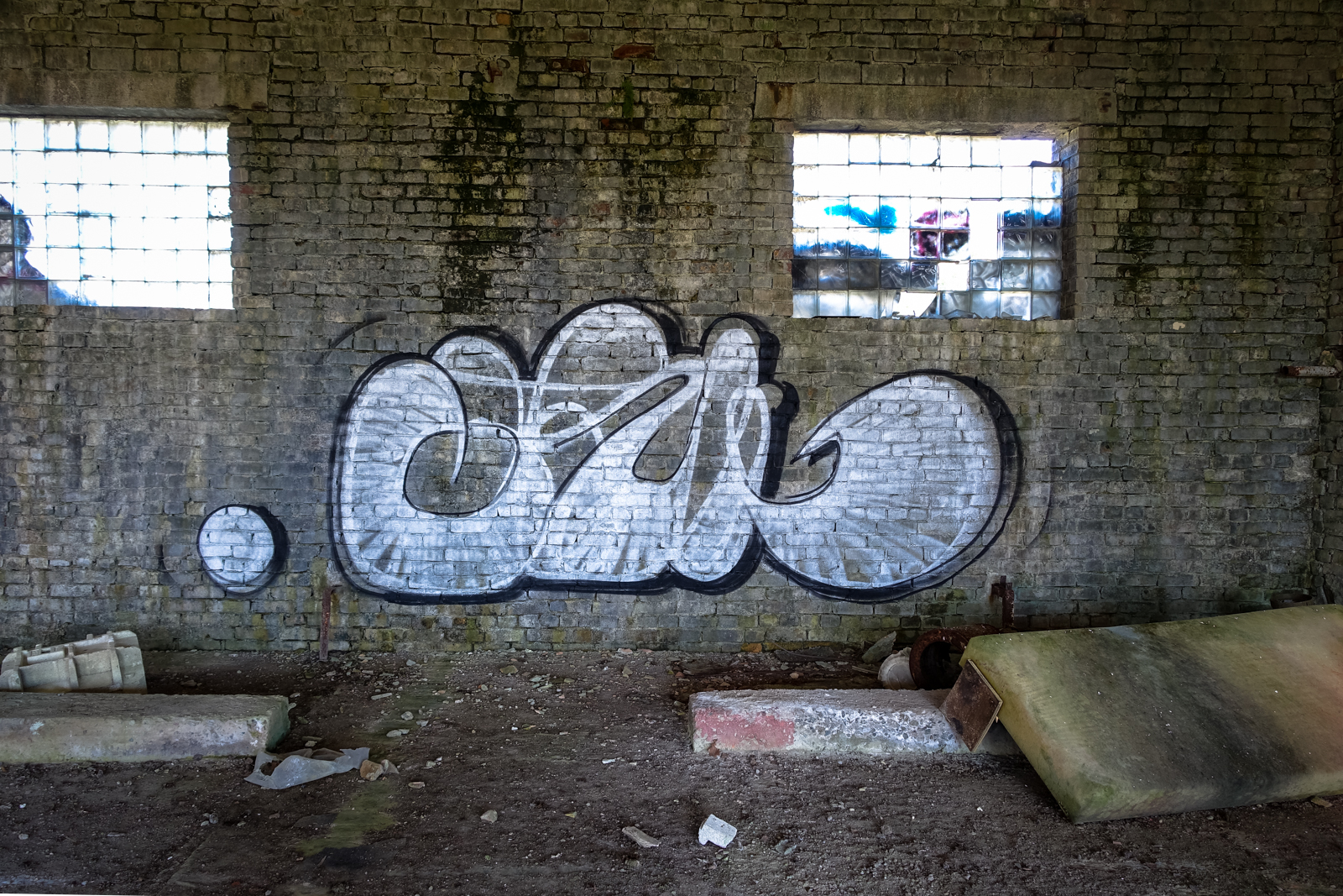 urbex graffiti - ghostcity vogelsang