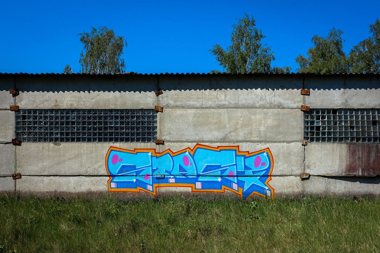 urbex graffiti - stasy - ghostcity vogelsang
