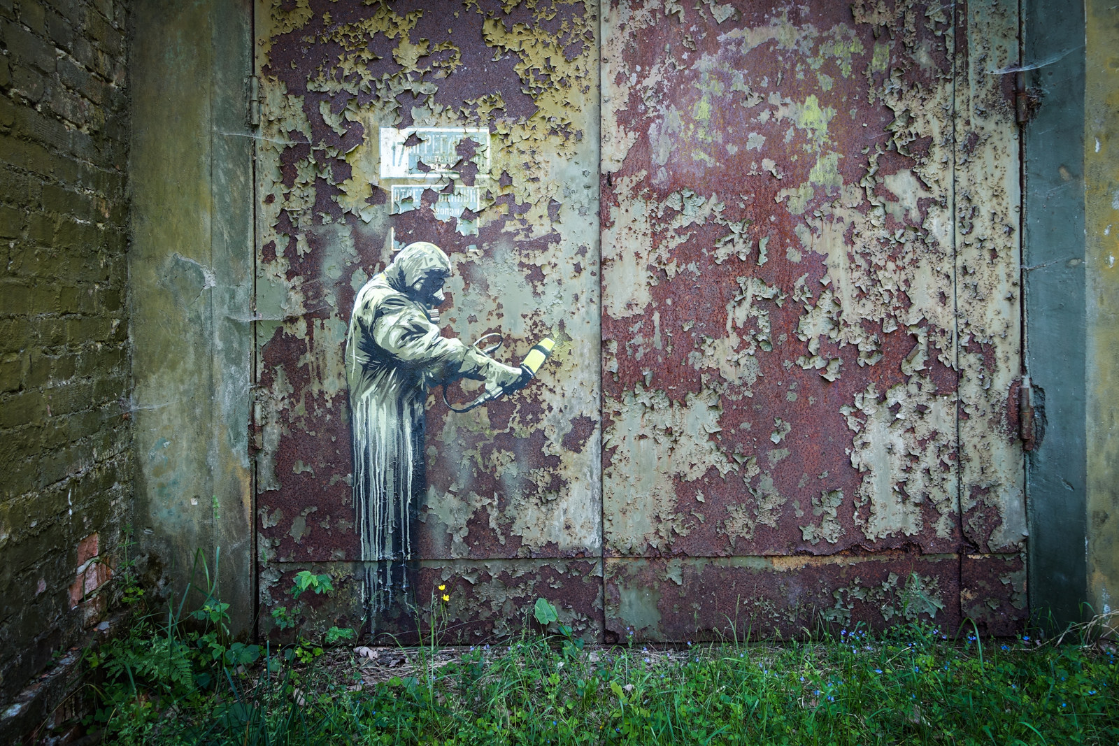 urbexart - plotbot ken - ghostcity vogelsang