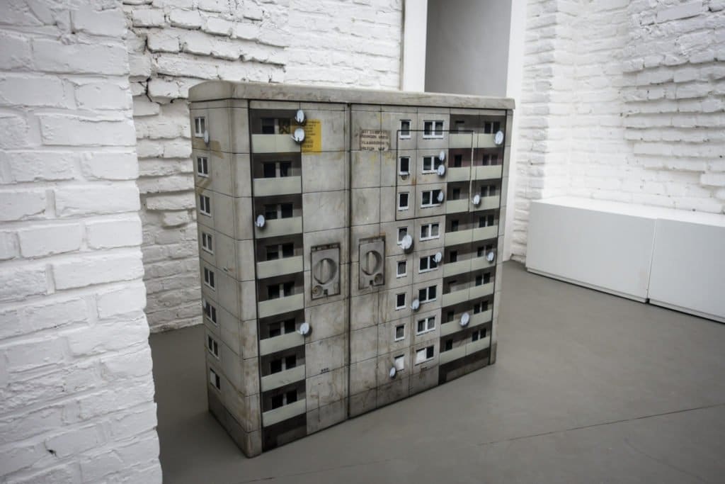 evol - ausstellung "nice to meet you too!", die kunstagentin