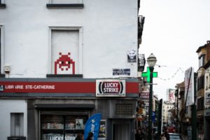 street art - space invaders -  brussels