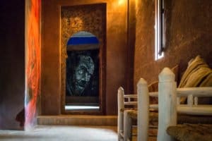 stencil - c215 - jardin rouge residenz building