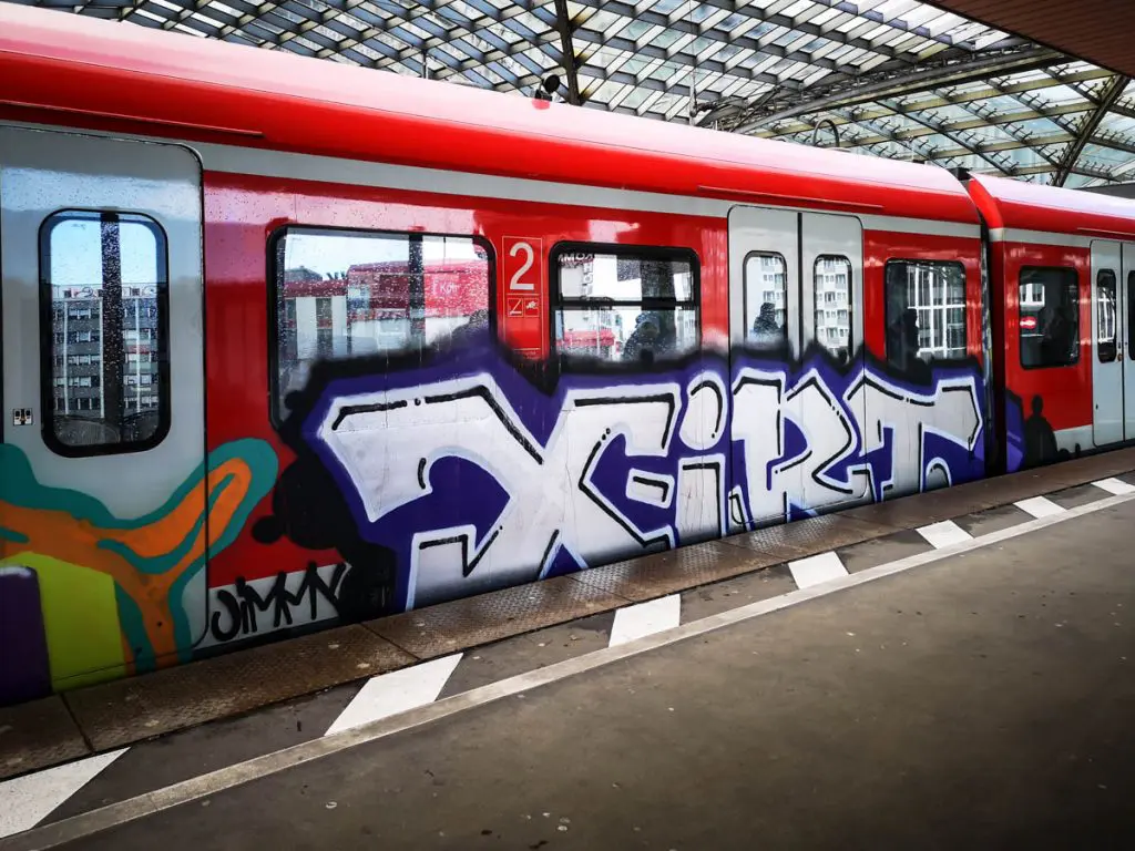 Trainwriting - Graffiti - X-IRT -  Köln