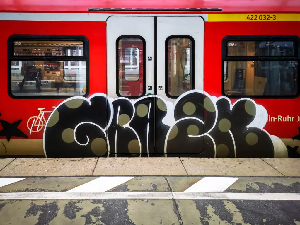 Trainwriting - Graffiti - Crazy - Köln